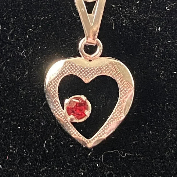 Tiny Heart Pendant on Silver 925 Necklace - Picture 3 of 8
